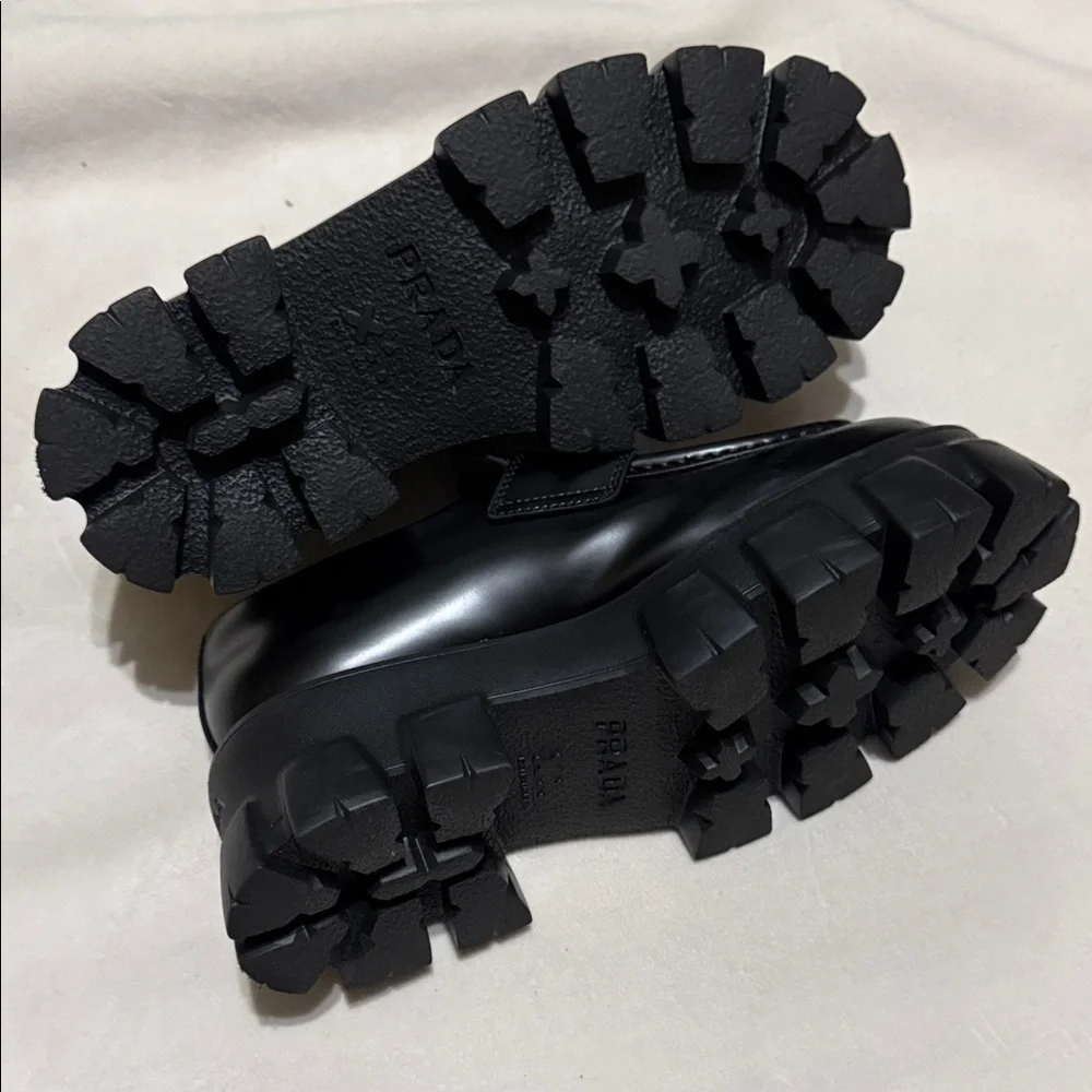 Prada Brushed leather Monolith loafers - Picture 8 of 10